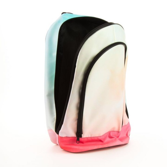 Paper Destiny Rainbow Cloud Backpack - Picture 5 of 8